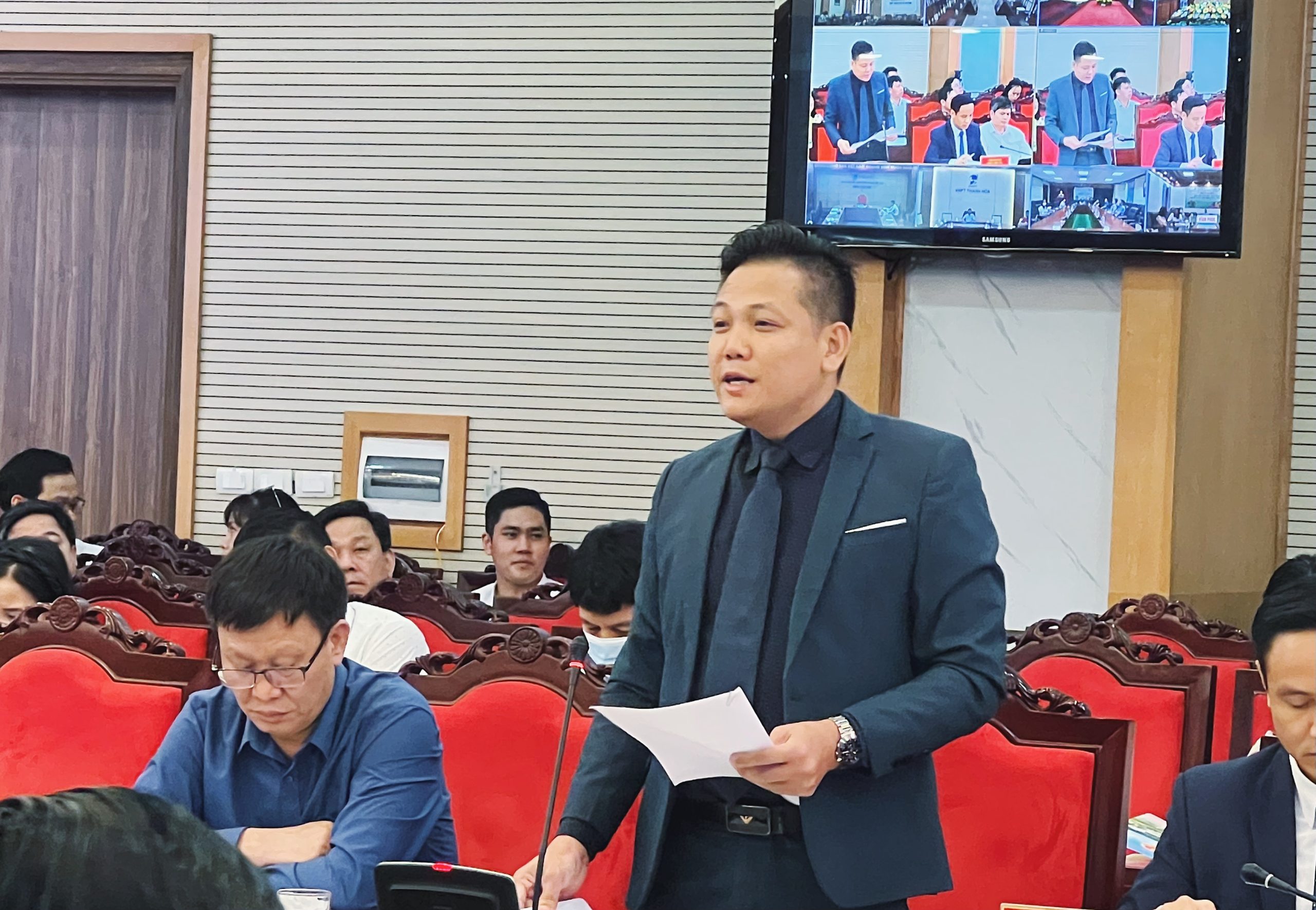 Ông Nguyễn Trọng Tuấn - Giám đốc khối WinMart  chia sẽ tại hội nghị